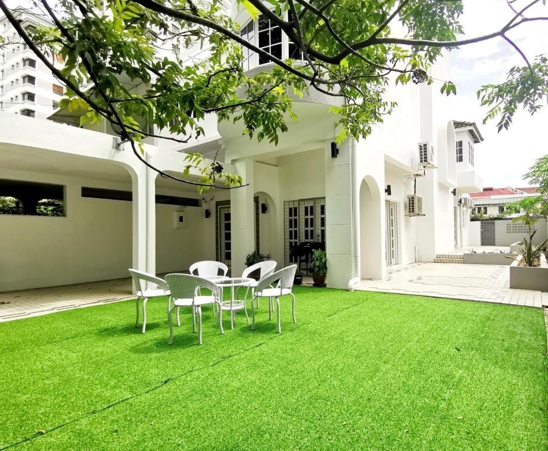 527 Beachhouse L 5 Bedroom With Swimming Pool - 3Min Walk To The Beach Танджунг-Бунгах Екстер'єр фото