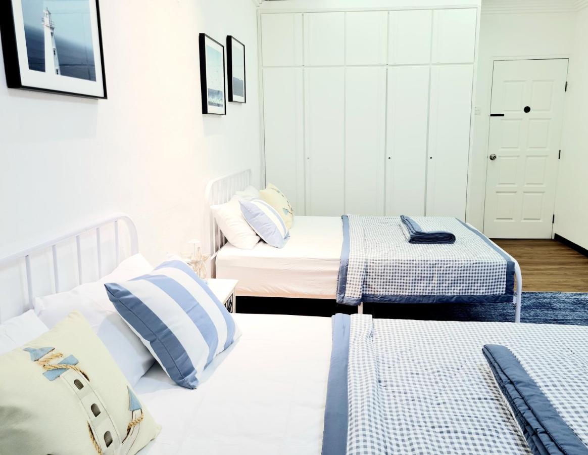527 Beachhouse L 5 Bedroom With Swimming Pool - 3Min Walk To The Beach Танджунг-Бунгах Екстер'єр фото