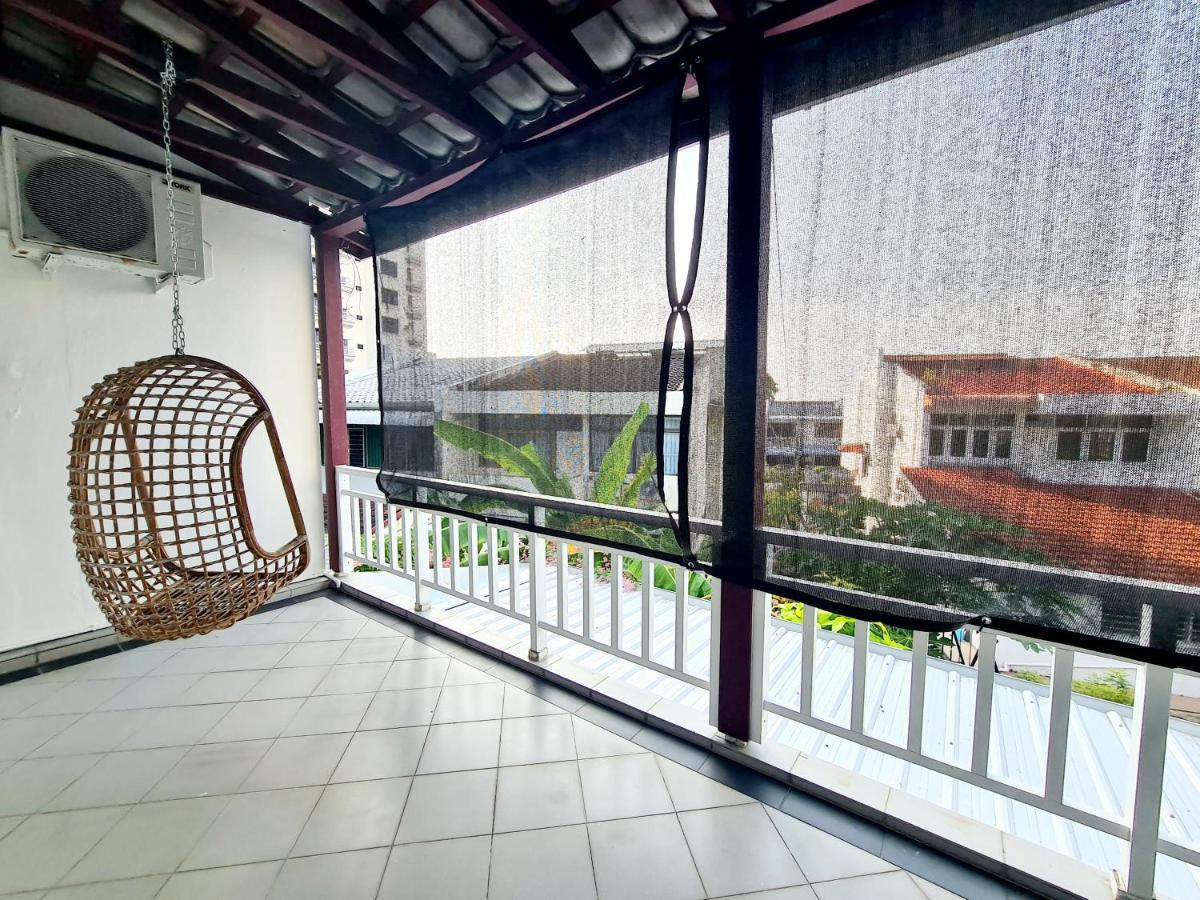527 Beachhouse L 5 Bedroom With Swimming Pool - 3Min Walk To The Beach Танджунг-Бунгах Екстер'єр фото